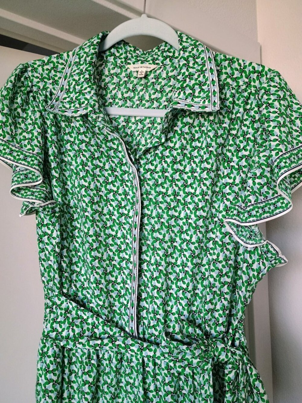 🩵💚🩵MAX STUDIO GREEN BLUE FLORAL FLUTTER SLEEVE MIDI DRESS SIZE LARGE